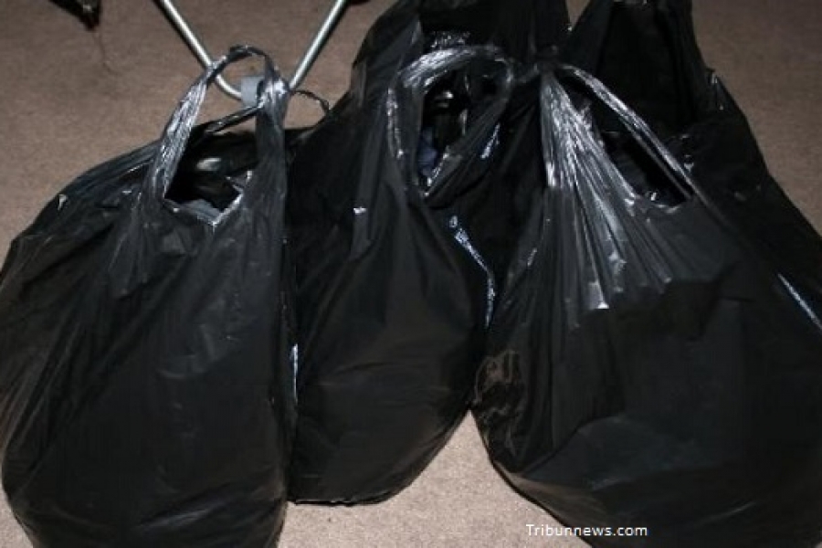 Jangan Bungkus Daging Kurban dengan Plastik Hitam