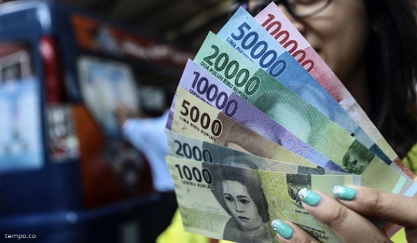 Jumat Pagi Nilai Rupiah Menguat Menjadi Rp13.317 per dolar AS