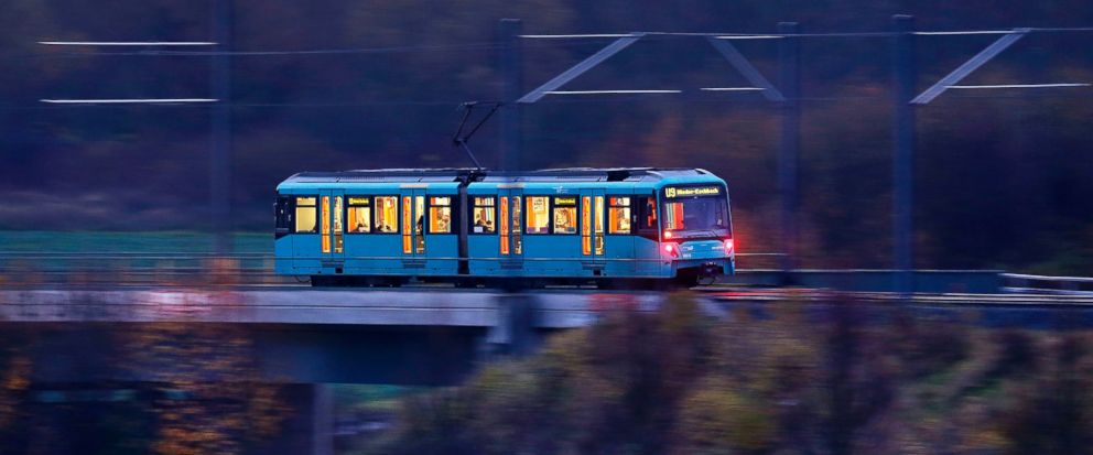 Tekan Polusi, Jerman Pertimbangkan Angkutan umum Gratis